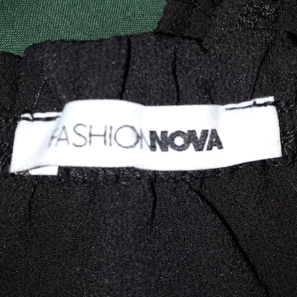 FASHION NOVA OFF SHOULDERS TOP CROPPED LONG SLEEVE BLOUSE BLACK PLUS SIZE 2XL - Picture 5 of 9